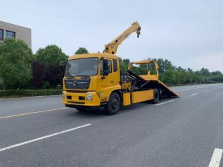 東風(fēng)天錦5000帶吊清障車